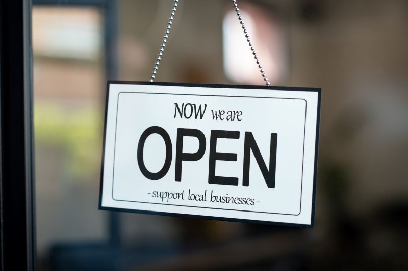 Staying local – The benefits of using local contractors
